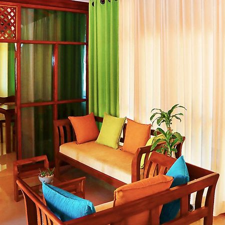 Villa Sisara Negombo Exterior photo
